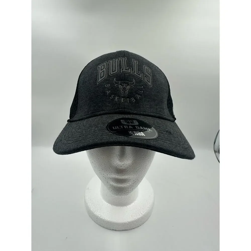 Chicago Bulls NBA Ultra Game Mens Black Hat Cap Flex Fit Reflective NWT